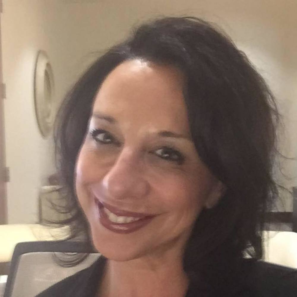 Meet your Posher, Cristina